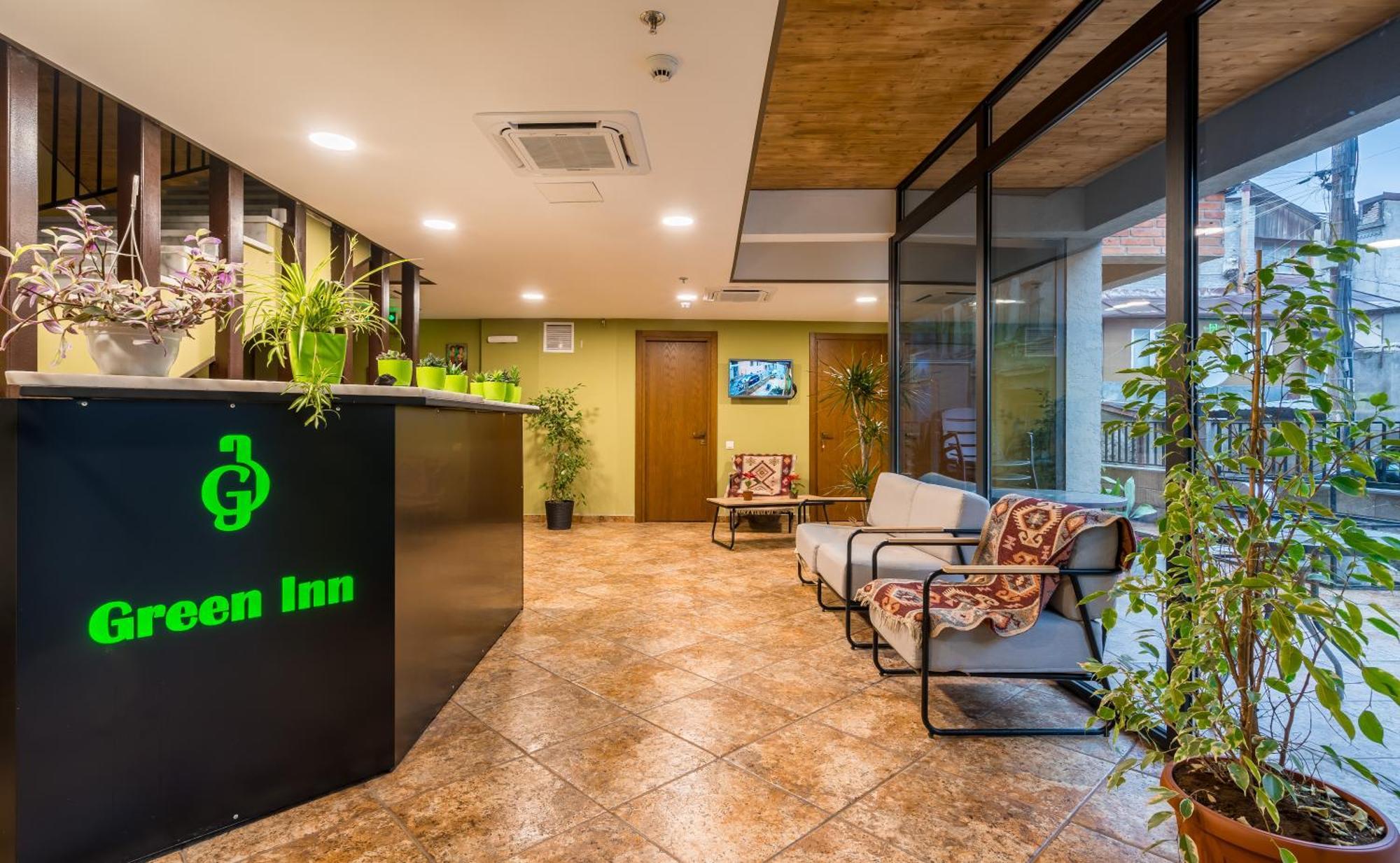 Green Inn Hotel Tbilisi Exteriör bild