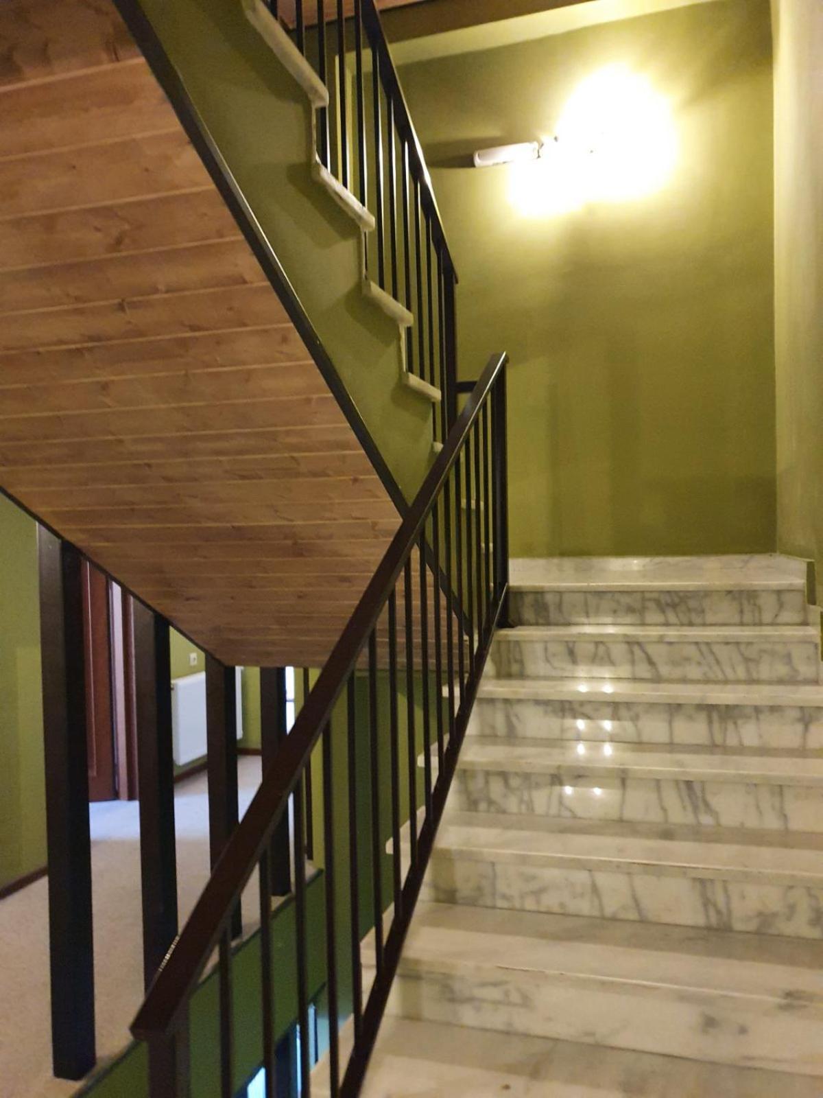 Green Inn Hotel Tbilisi Exteriör bild